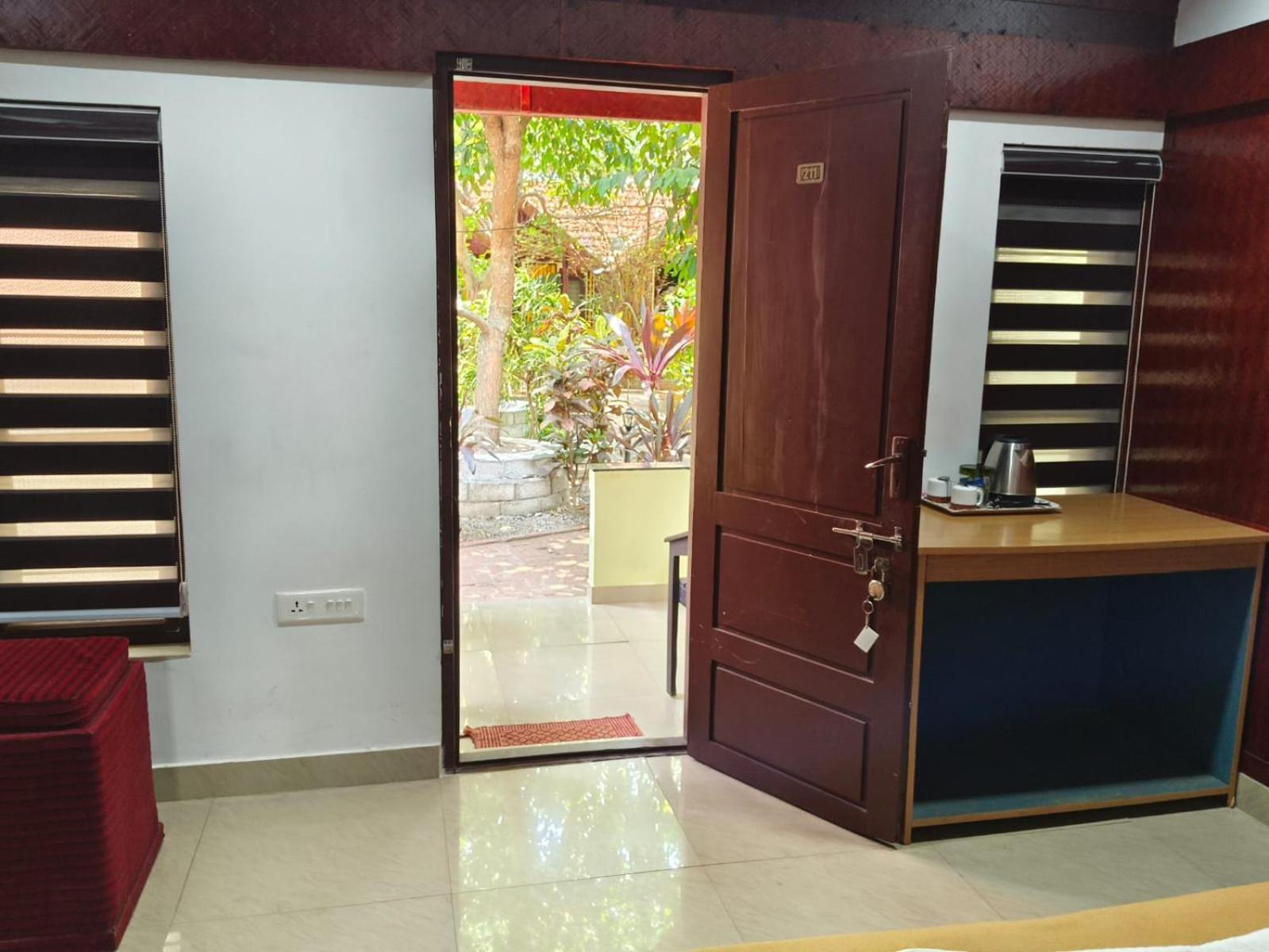 Savithri Inn Cottage Varkala Exterior foto